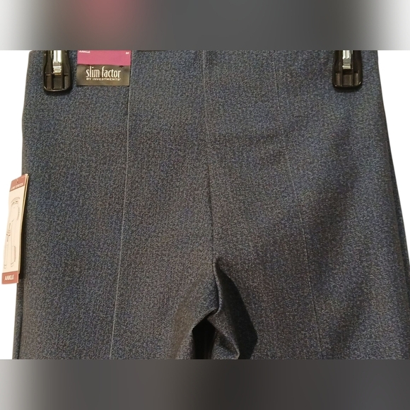 Investments - NWT, Slim Factor, Ankle, 4 Way Stretch - Picture 4 of 7